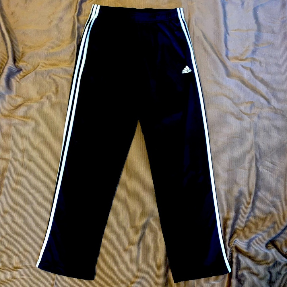 Adidas 3-stripe Men’s track pants Medium